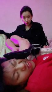 【潘妮女王】御姐脚下狗/口水/高跟插嘴/裸足舔 bf26971_绳缚吧