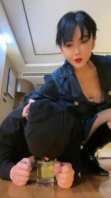 图片[6]_【千条】高筒皮靴踩狗爪/裸足深喉/辱骂升水羞辱 bf26955_绳缚吧