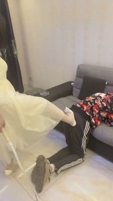图片[7]_【依依子】肉丝全体重踩踏/鞭打/虐乳臭脚狂舔 bf27446_绳缚吧
