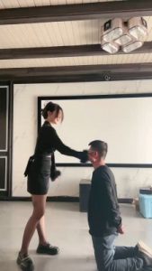 【沅芷大人】御姐范-下跪重度抽耳光 bf27155_绳缚吧