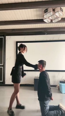 【沅芷大人】御姐范-下跪重度抽耳光 bf27155_绳缚吧