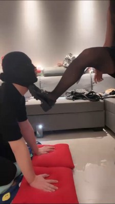 【汐言】贱狗犯贱求虐求圣水 bf27473_绳缚吧