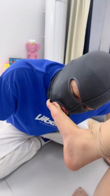 图片[10]_【伊诺S】长靴胯下辱/踩踏碾压/虐乳窒息/丝袜脚捂狗 bf27461_绳缚吧