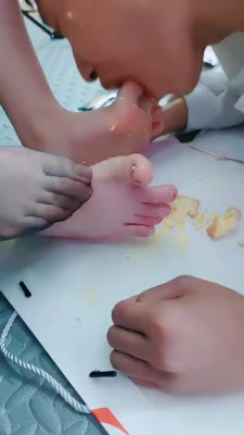 图片[3]_【果儿】双S咀嚼物投喂/深喉圣水骑马鞭打【双视角版】 bf27320_绳缚吧