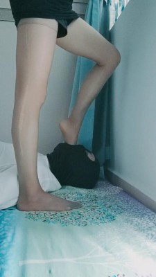 图片[7]_【昆山丝爷】各种高跟鞋踩踏虐乳/黑丝脚深喉【完整版】 bf27154_绳缚吧