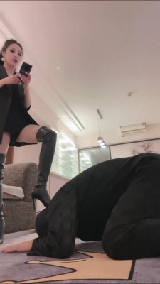 图片[2]_【萱萱S】长靴+高跟提档/肉丝捂脸/吃丝袜 bf27387_绳缚吧