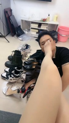 图片[7]_【艾莉】舔闻超多双鞋子/骑马/原味丝袜脚捂脸 bf27263_绳缚吧