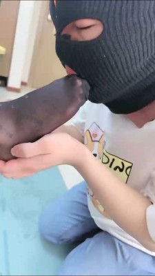 图片[2]_【玉老师】喝口水+圣水泡丝袜强迫吃 bf27146_绳缚吧