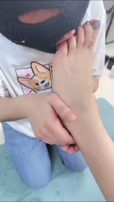 图片[5]_【玉老师】喝口水+圣水泡丝袜强迫吃 bf27146_绳缚吧