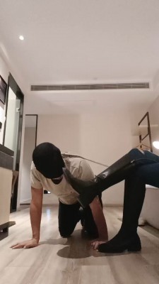 图片[7]_【芊兮殿下】胯下辱-长靴转胯/踩踏强迫舔 bf27172_绳缚吧