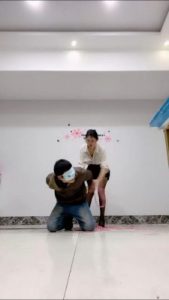 【孤傲女帝】高跟踩踏踢踹重度专场 bf27196_绳缚吧