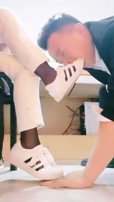 图片[4]_【小贱】素人同事脏鞋黑丝狂舔 bf27214_绳缚吧