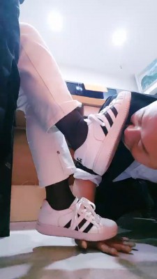 图片[5]_【小贱】素人同事脏鞋黑丝狂舔 bf27214_绳缚吧