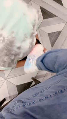 图片[3]_【佳佳】精神小妹狂抽耳光/袜子堵嘴踩踏 bf27230_绳缚吧