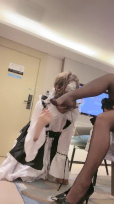 图片[9]_【楠熙S】可爱女仆狗-羞涩舔脚/骑马/高跟黑丝诱惑 bf27236_绳缚吧