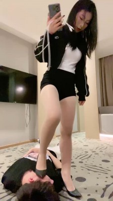 图片[6]_【海绵大大】学姐欺负小奶狗-坐头耳光/虐乳踩踏转胯 bf27275_绳缚吧
