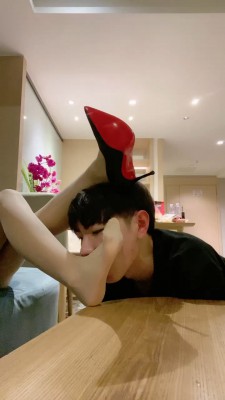 图片[10]_【海绵大大】学姐欺负小奶狗-坐头耳光/虐乳踩踏转胯 bf27275_绳缚吧
