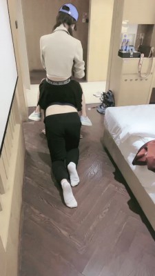 图片[4]_【晚晚】御姐女神范小白鞋船袜羞辱调 bf27301_绳缚吧