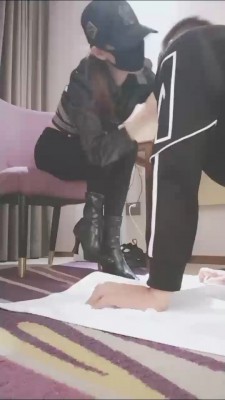 图片[2]_【美娜格格】靴子白袜羞辱-连环耳光白袜脚插嘴 bf27409_绳缚吧