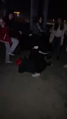 图片[2]_【精神小妹】户外超重度-深夜被4S精神小妹爆踹 bf27333_绳缚吧