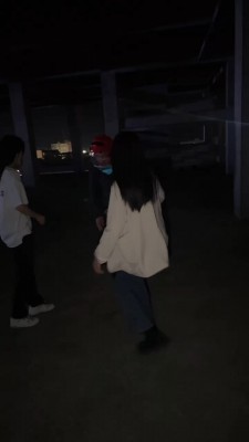 图片[4]_【精神小妹】户外超重度-深夜被4S精神小妹爆踹 bf27333_绳缚吧