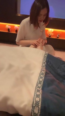 图片[2]_【橘子没熟】母畜-沐足店当着技师的面调 bf27337_绳缚吧