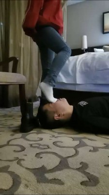 图片[9]_【文文文】素人-闻舔原味棉袜/短靴踩头 bf27296_绳缚吧