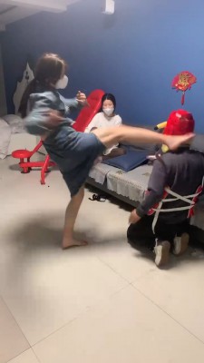 图片[6]_【精神小妹】真实素人跆拳道虐打狗奴 bf27287_绳缚吧