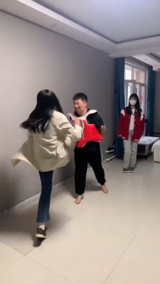 图片[6]_【精神小妹】4S素人学生踢踹/非人虐打/转胯踩踏 bf27267_绳缚吧