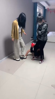 图片[7]_【精神小妹】4S素人学生踢踹/非人虐打/转胯踩踏 bf27267_绳缚吧