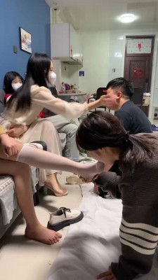 图片[7]_【精神小妹】多学生主首调情侣奴-闻舔原味鞋袜脚/耳光/奴下奴 bf27273_绳缚吧