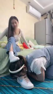 【素人星探】母畜-原味白袜运动鞋气味羞辱/转胯踩踏 bf27218_绳缚吧