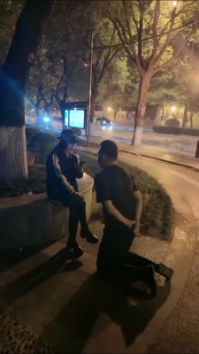 图片[2]_【傲雪】深夜户外遛狗犬化训练 bf27150_绳缚吧