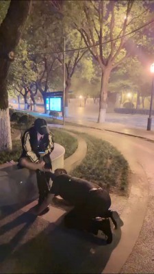 图片[4]_【傲雪】深夜户外遛狗犬化训练 bf27150_绳缚吧