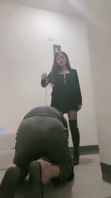 图片[3]_【傲雪】深夜楼道遛狗 bf27194_绳缚吧
