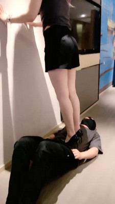 【上海赵丽颖】亲母女群调-鞭打舔臭脚/吃口水喝圣水 bf27607_绳缚吧