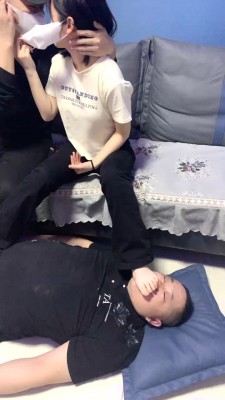 图片[10]_【精神小妹】首播素人情侣主-小白鞋棉袜-舔脏鞋闻棉袜 bf27555_绳缚吧