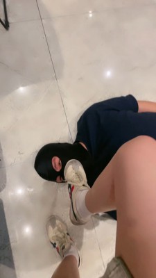 图片[6]_【女王大人】保鲜膜包窒息/脏运动鞋白袜闻舔/皮鞭鞭打 bf27504_绳缚吧
