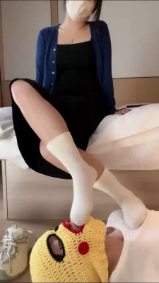 【缇米】脏鞋白袜辱脚垫/吃口水 bf27443_绳缚吧