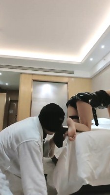 图片[9]_【多多】性感女神吊带袜诱惑-转胯遛狗踩踏 bf27827_绳缚吧