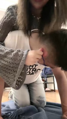 图片[2]_【猫咪大人】拧耳朵/原味白袜贝壳头闻舔/头顶鞋子 bf27782_绳缚吧