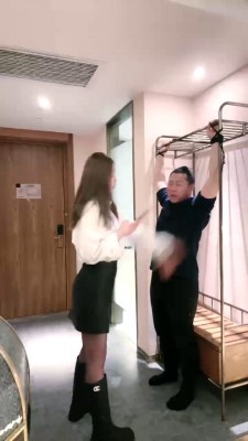 【宸宸】长靴黑丝S-吊绑耳光虐乳狂虐 JS23043001_绳缚吧