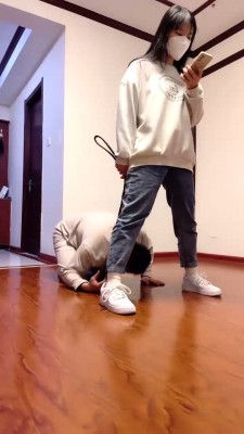 图片[2]_【申小悦】小白鞋学生-强迫喝圣水/虐打/白袜塞嘴 bf27746_绳缚吧