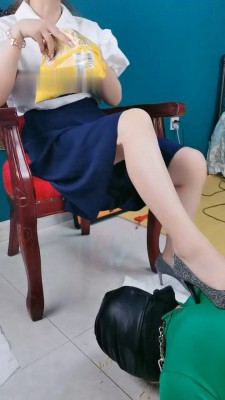 图片[7]_【调教视频】【魔鬼天使】伺候主人下班-咀嚼嘴洗丝袜/骑马_绳缚吧