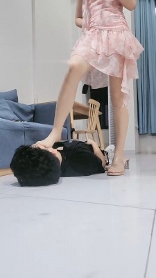图片[6]_【调教视频】【嘉妮】高跟肉丝脚闻舔/转胯遛狗/吮吸脚趾_绳缚吧