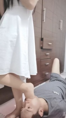 图片[5]_【调教视频】【浅尝lol】超强裸足深喉插吐_绳缚吧