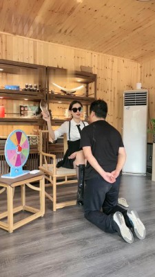 图片[3]_【沅芷大人】转盘游戏:鞋底耳光 B2163_绳缚吧