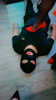 图片[10]_【乐殿下】视觉盛宴-臣服跪拜/耳光/踩踏【完整版】_绳缚吧