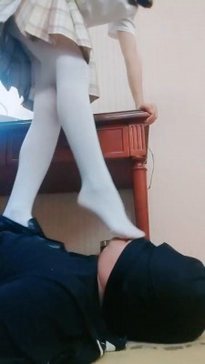 图片[4]_【羌爷】JK白丝皮鞋-提档/踩踏/脚窒息/人肉坐垫【完整版】_绳缚吧
