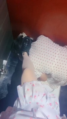 图片[3]_【桃子老师】公狗厕所玩狗-吃厕纸/皮鞋踩/舔肉丝脚【完整版】_绳缚吧